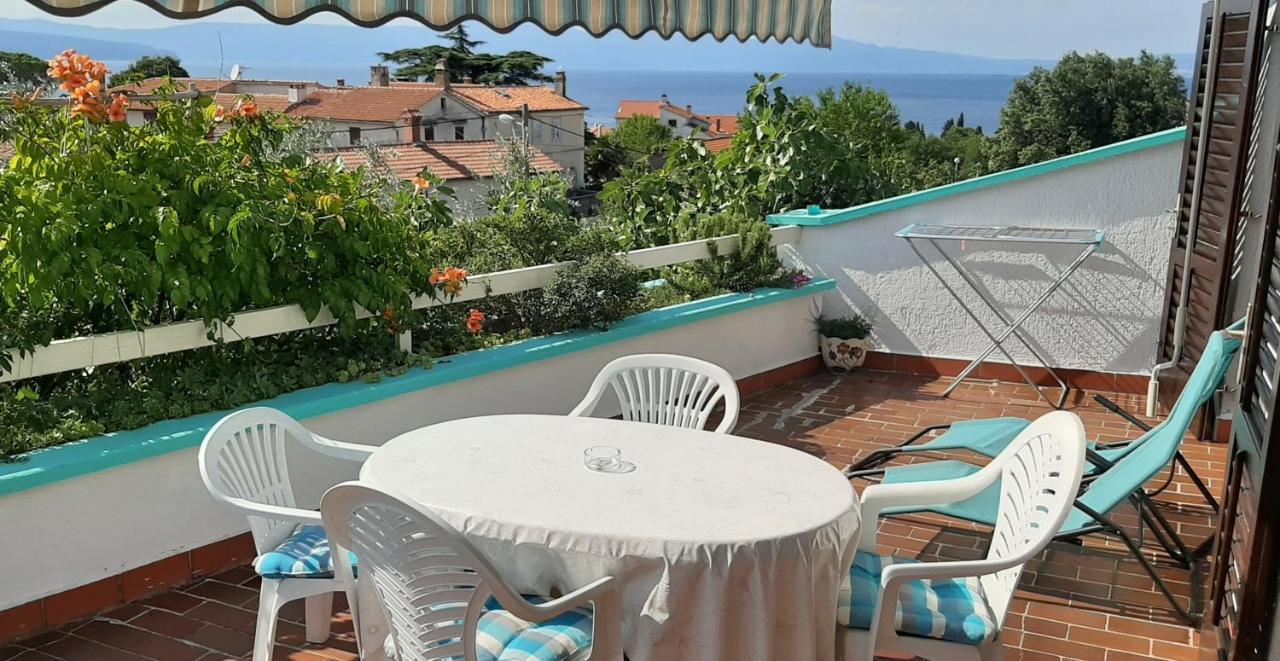 Apartments Ljuba I Mare Malinska Extérieur photo