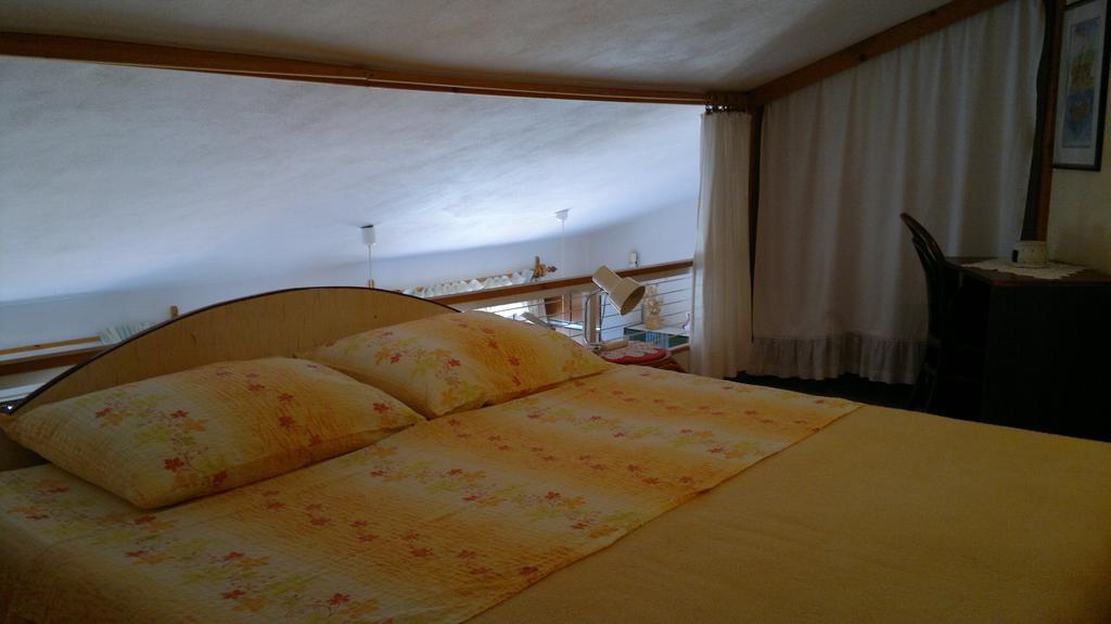 Apartments Ljuba I Mare Malinska Chambre photo