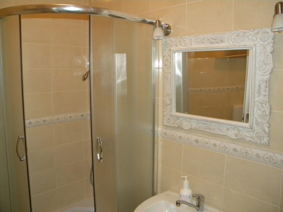 Apartments Ljuba I Mare Malinska Extérieur photo